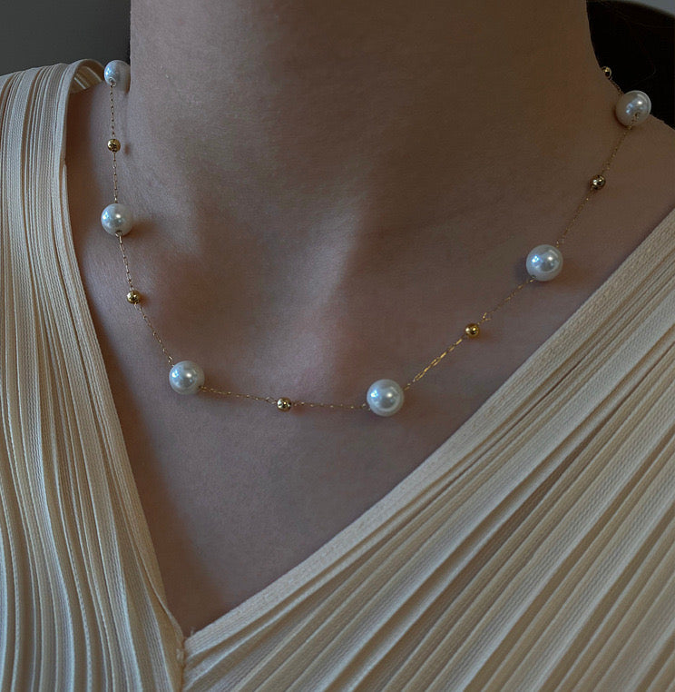 Round Artificial Pearl Necklace