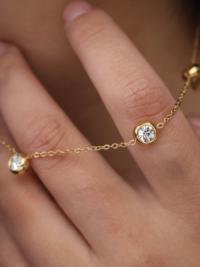 Sparkling Zircon Pendant Necklace