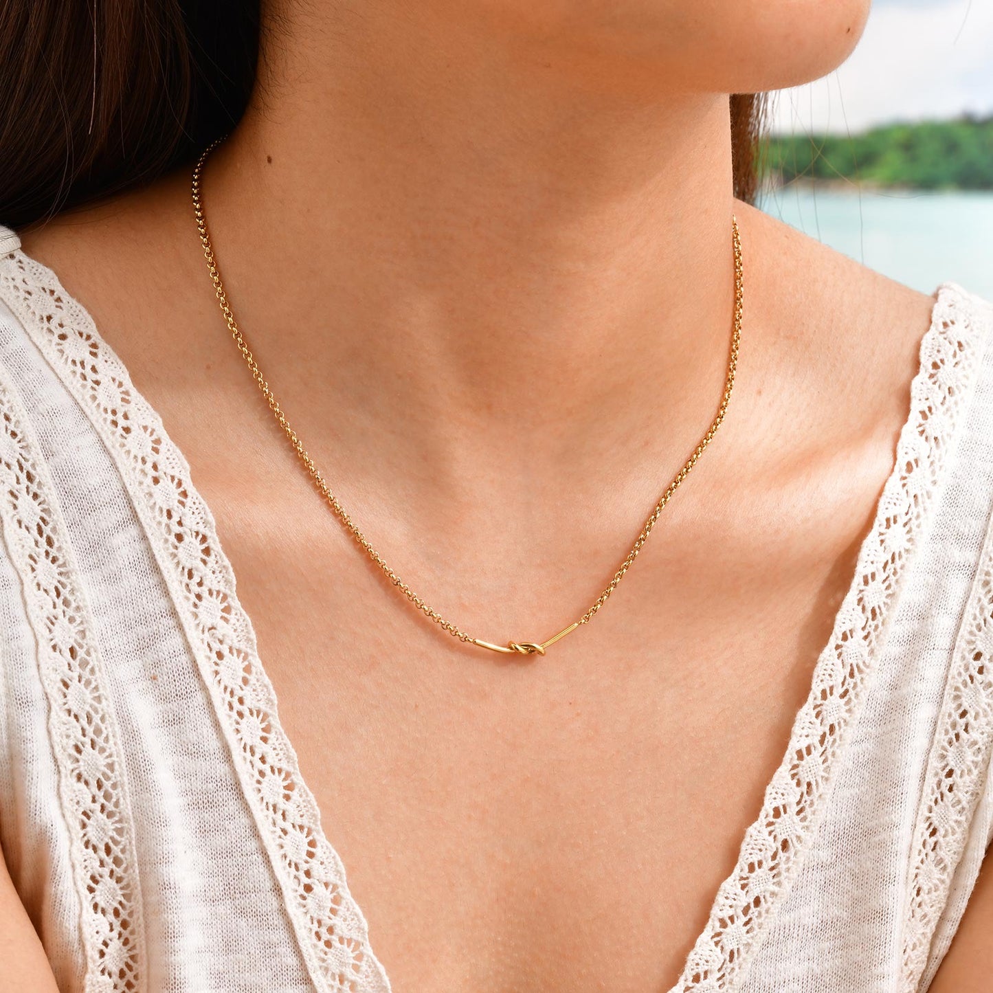 Round Knot Necklace